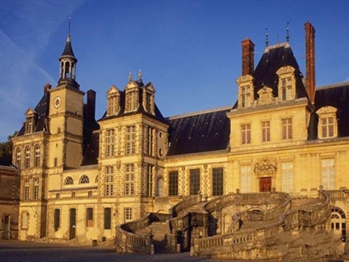 4、法国枫丹白露的宫殿和园林